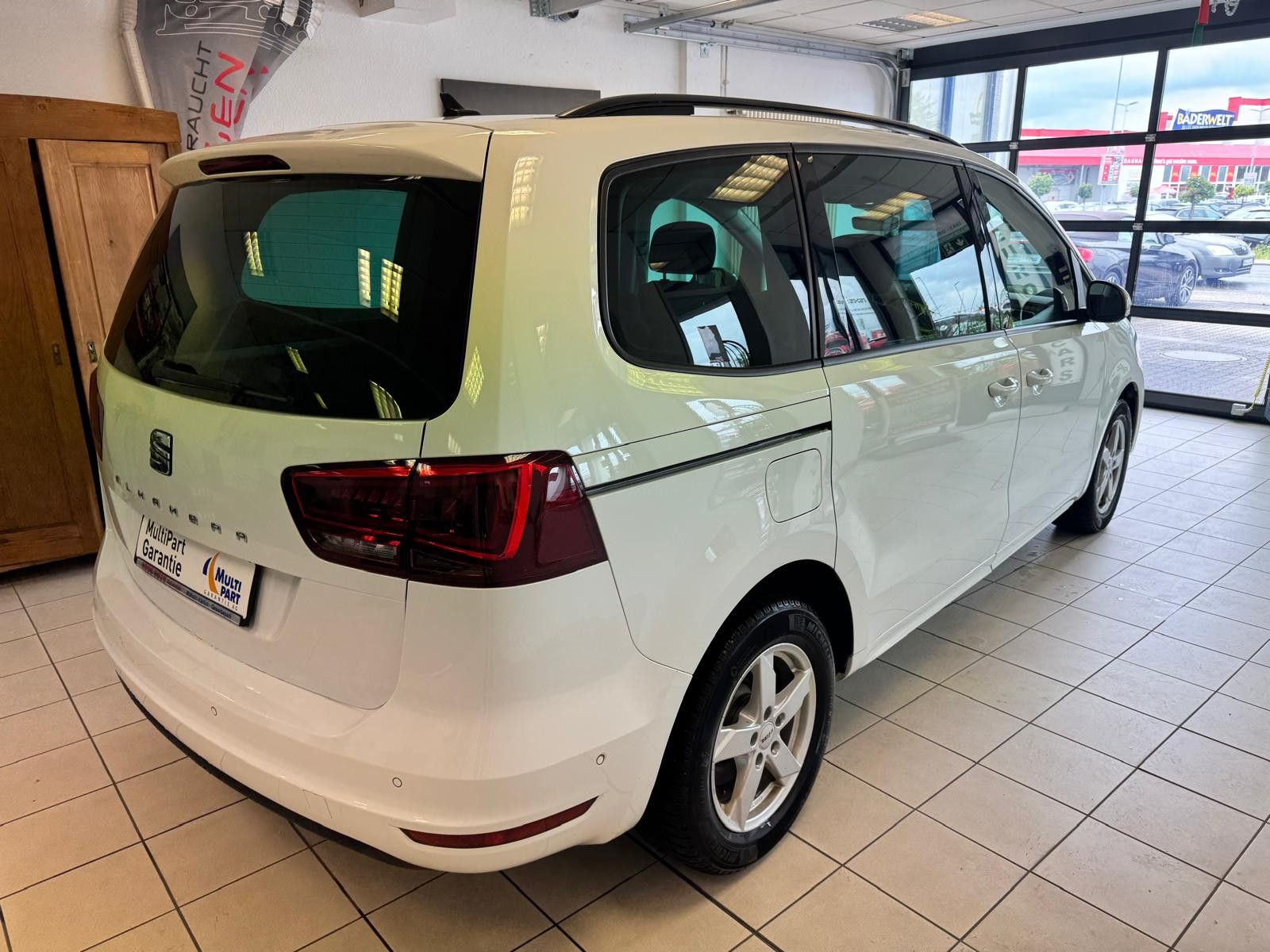 Fahrzeugabbildung SEAT Alhambra Style / 1.Hand/ Scheckheft/ Navi /Klima