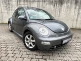 Volkswagen New Beetle2.0 Highline*Leder*Xenon*Scheckheft*SD - Volkswagen New Beetle mit Benzin-Antrieb: Limousine