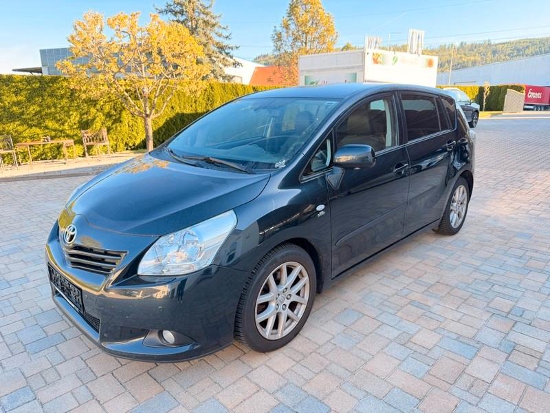 Toyota Verso Executive 2.2