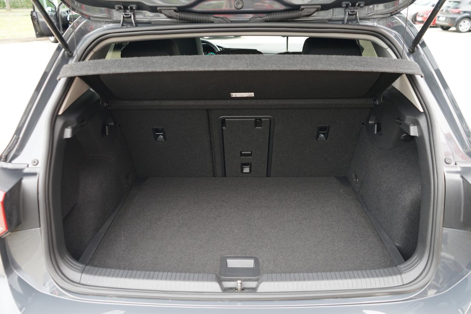 Volkswagen Golf VIII 1.5 eTSI DSG Style LED Navi HarmanKard, миниатюра 8