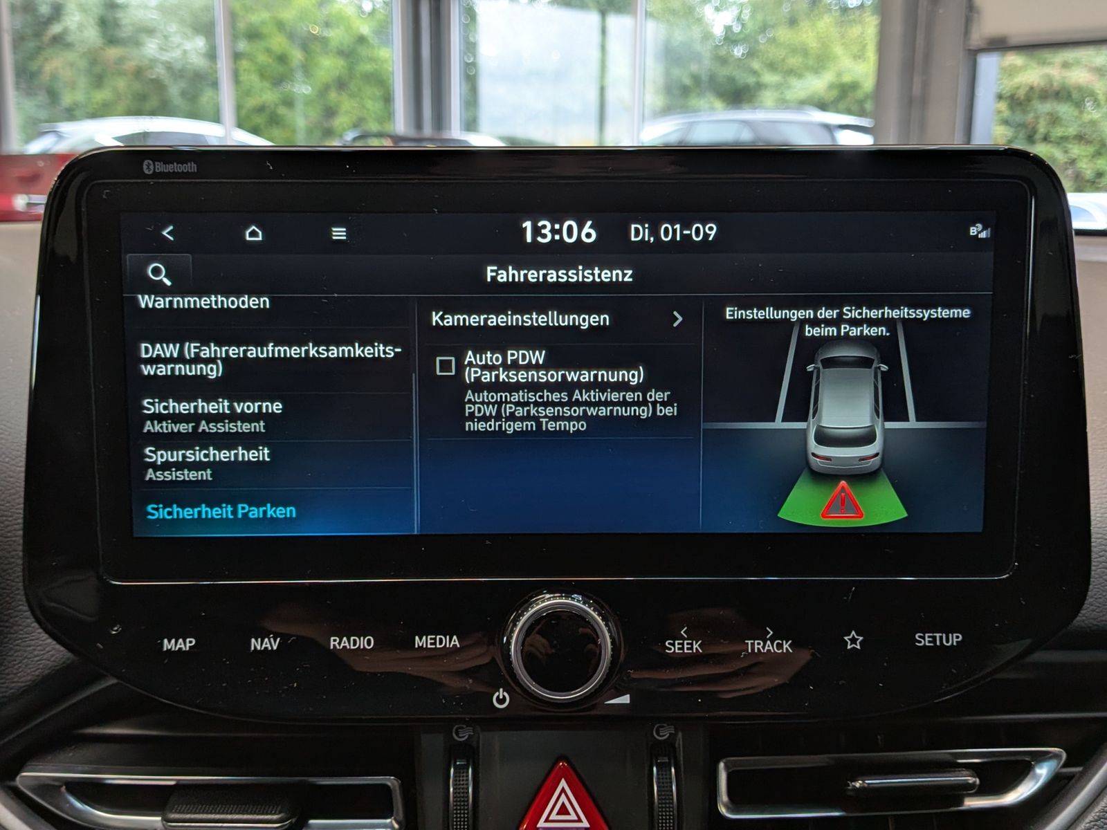 Fahrzeugabbildung Hyundai i30 1.5 N-Line LED*CARPLAY*CAM*PANO*KEYLESS*18"
