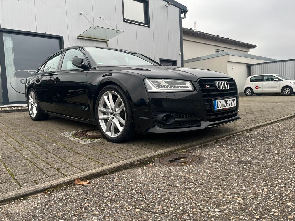Image of Audi S8