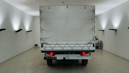 Fahrzeugabbildung Mercedes-Benz Sprinter 215 CDI 9G DoKa Klima AHK