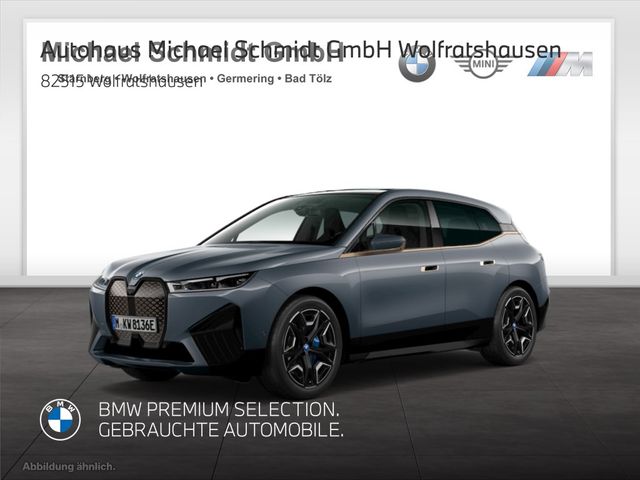 BMW iX xDrive40 Sportpaket B&W Surround DAB AHK