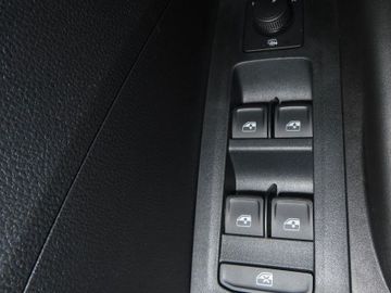 Fotografie 11 des Skoda Fabia 130 Jahre 1.0 TSi 70kw 5J.Garantie,Klima