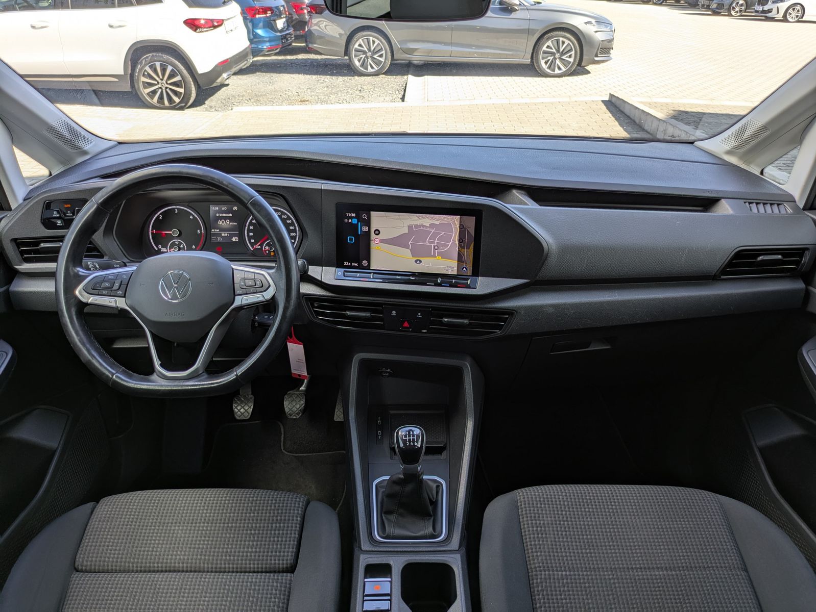 Fahrzeugabbildung Volkswagen Caddy Maxi 2.0 TDI 4Motion TEMP*KAMERA*APP*NAVI