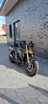 Suzuki GSXS-1000  - Suzuki Motorräder in Bremen