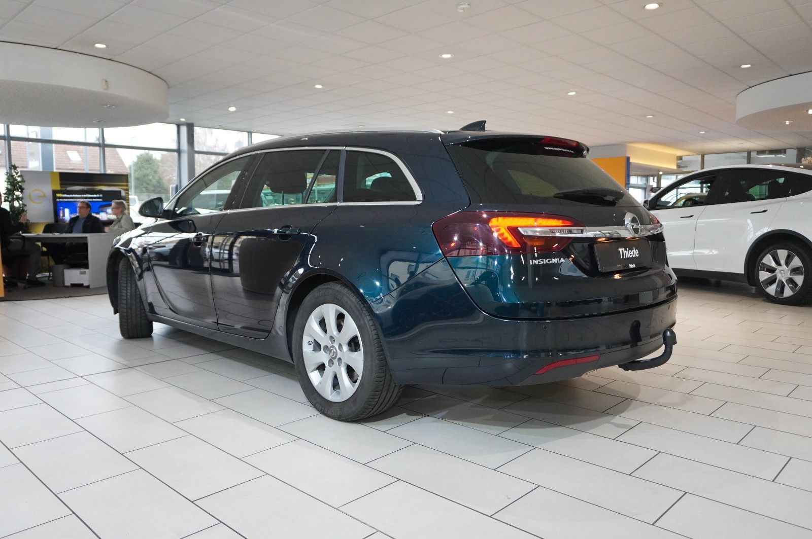 Fahrzeugabbildung Opel Insignia A ST 1.6 INNOVATION NAVI/LED/KAMERA/AHK