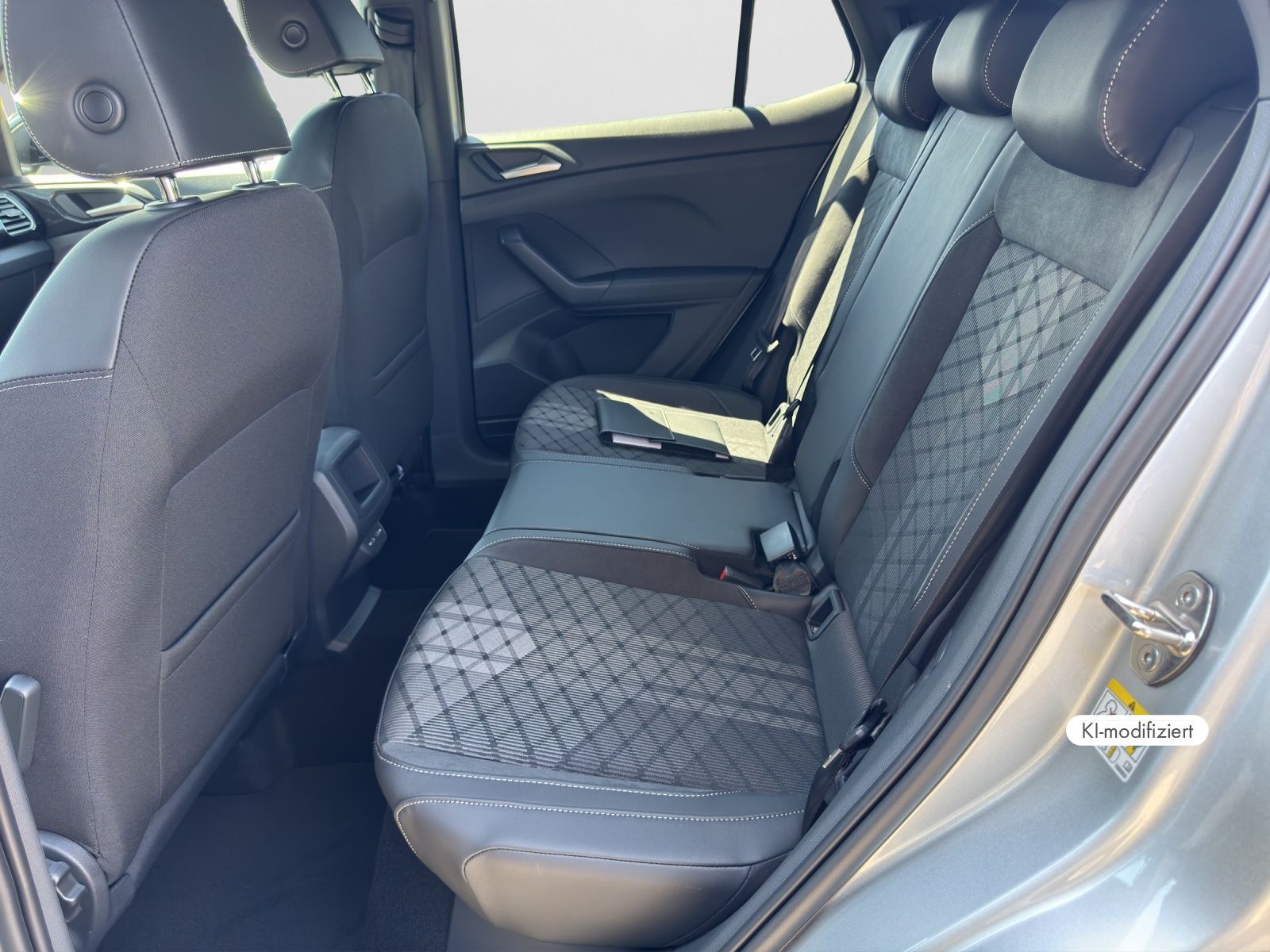 Volkswagen T-Cross - Bild 15