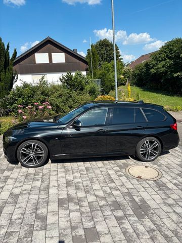 BMW BMW F31 Touring 320i xDrive Shadow M Sport...