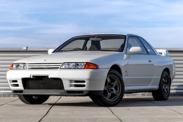 Nissan Skyline R32 | 7.800KM | 1st Paint | New Conditio