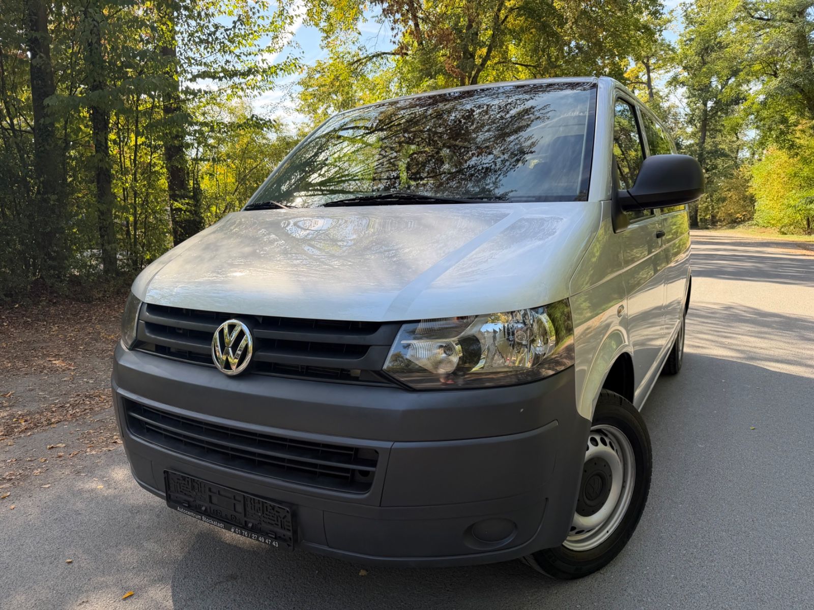 Volkswagen T5 Transporter Kombi 9-Sitzer Orig.66tkm