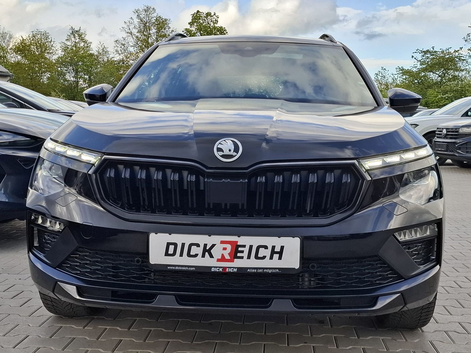 Fahrzeugabbildung SKODA Kamiq 1.5 TSI DSG Monte Carlo PANO*MATRIX*5J.GAR
