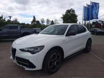 Alfa-Romeo Stelvio - 2