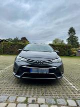 Toyota Aventis - Toyota Avensis: Limousine