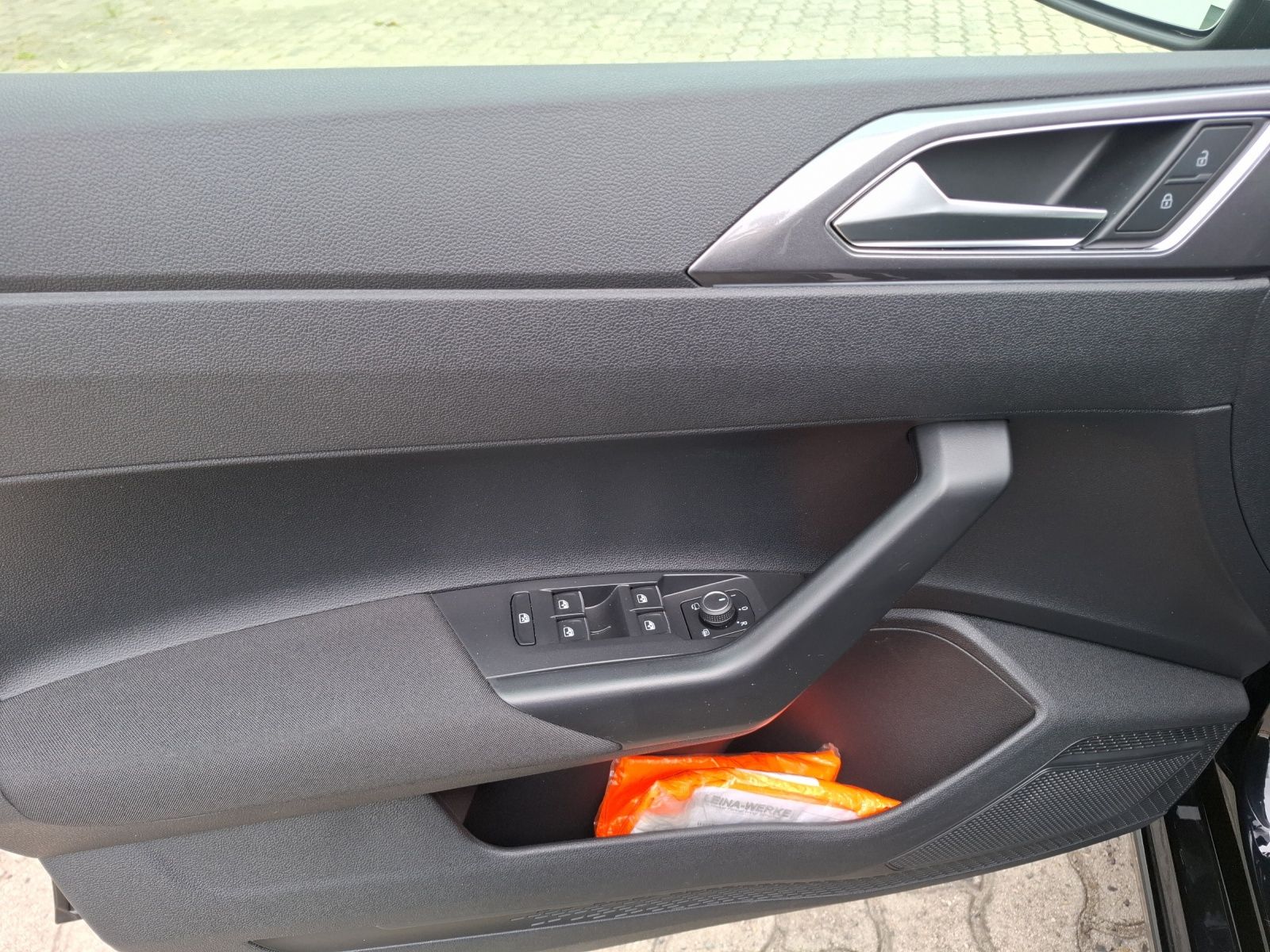 Fahrzeugabbildung Volkswagen Polo TSI Style DSG Matrix AID ACC Park-Assist SH