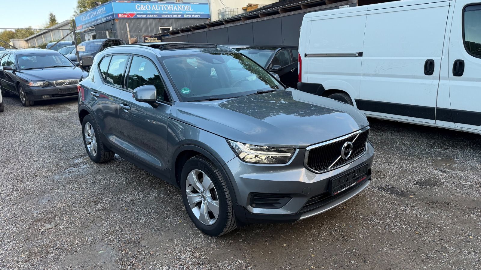 Volvo Volvo XC 40 XC40 Momentum AWD*4x4*Vollausstattung*
