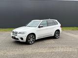 BMW X5 M50d - PANO/HUD/VOLLAUSSTATTUNG - BMW X5 M50 von privat