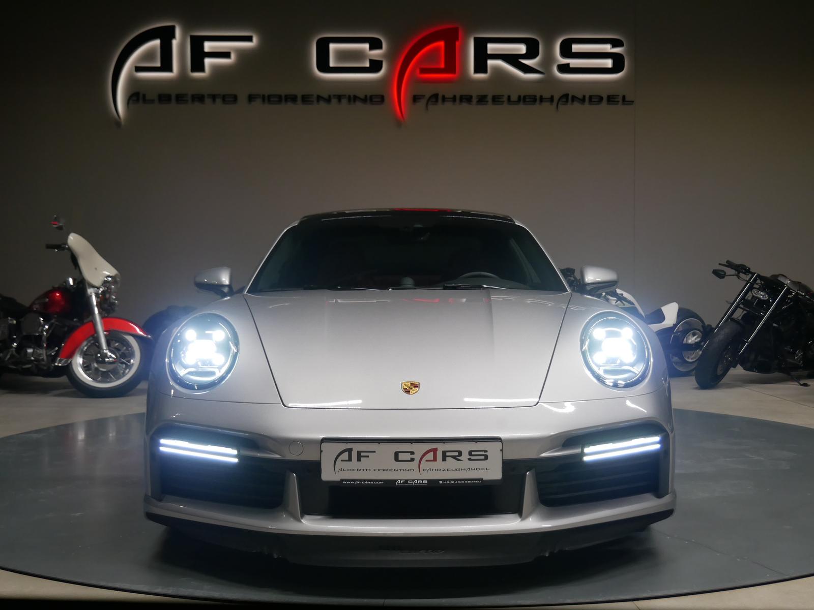Porsche 992 911 992 Turbo Sportabgas Sitzbelüftung