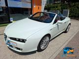Alfa Romeo Spider 1750 cabrio PASSAGGIO INCLUSO  - Alfa Romeo Spider: Weiß