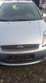 Ford Fiesta 1,6 16V Connection Connection - Ford Fiesta Connection mit Benzin-Antrieb