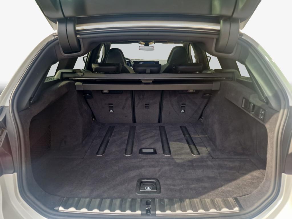 BMW M340d Touring xDrive, LED, SHZ, Panoramadach