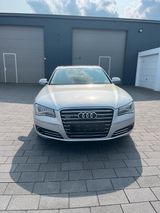 Audi A8 3.0 TDI tiptronic quattro - - Audi A8 aus 2010