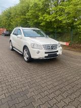 Mercedes-Benz Mercedes Ml320 - Mercedes-Benz ML 320 in Düsseldorf