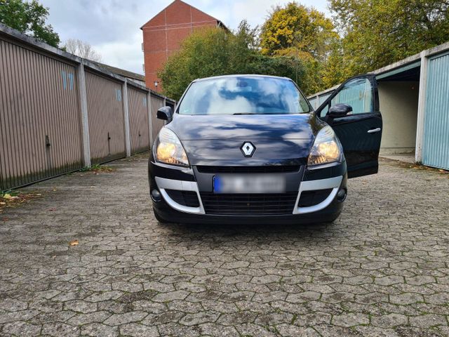 Renault Megane Scenic Dynamique TCe 130 mi...