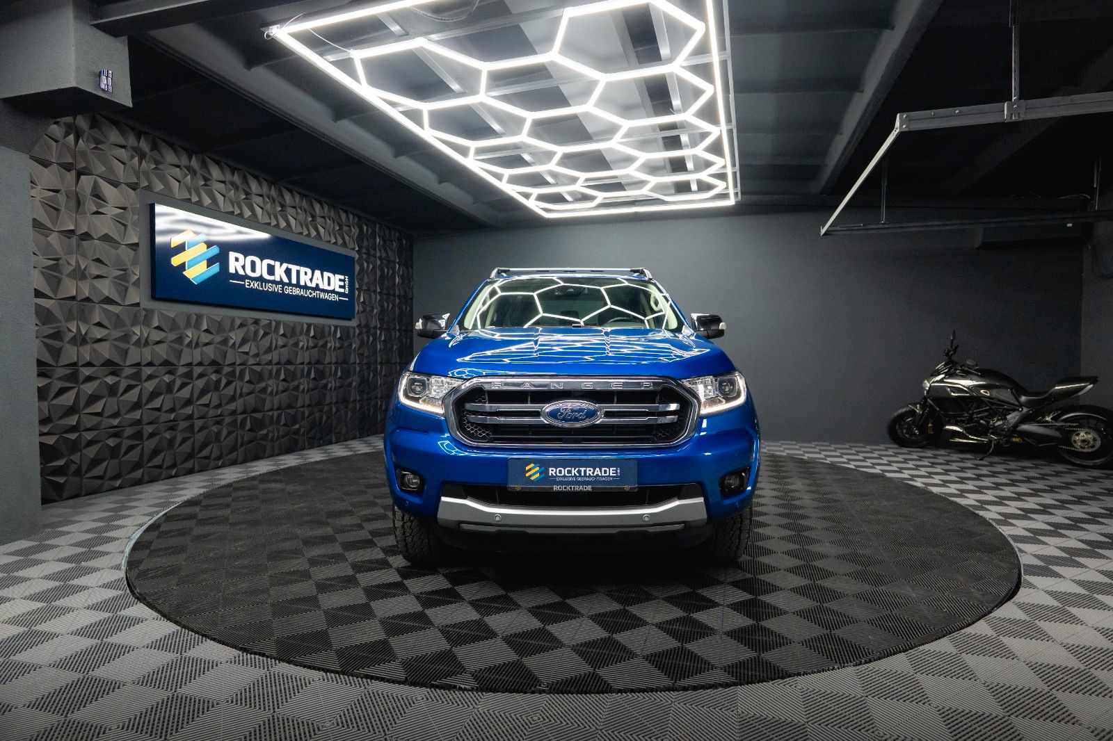 Fahrzeugabbildung Ford Ranger Limited Doppelkabine 4x4 *ACC*LED*DAB*