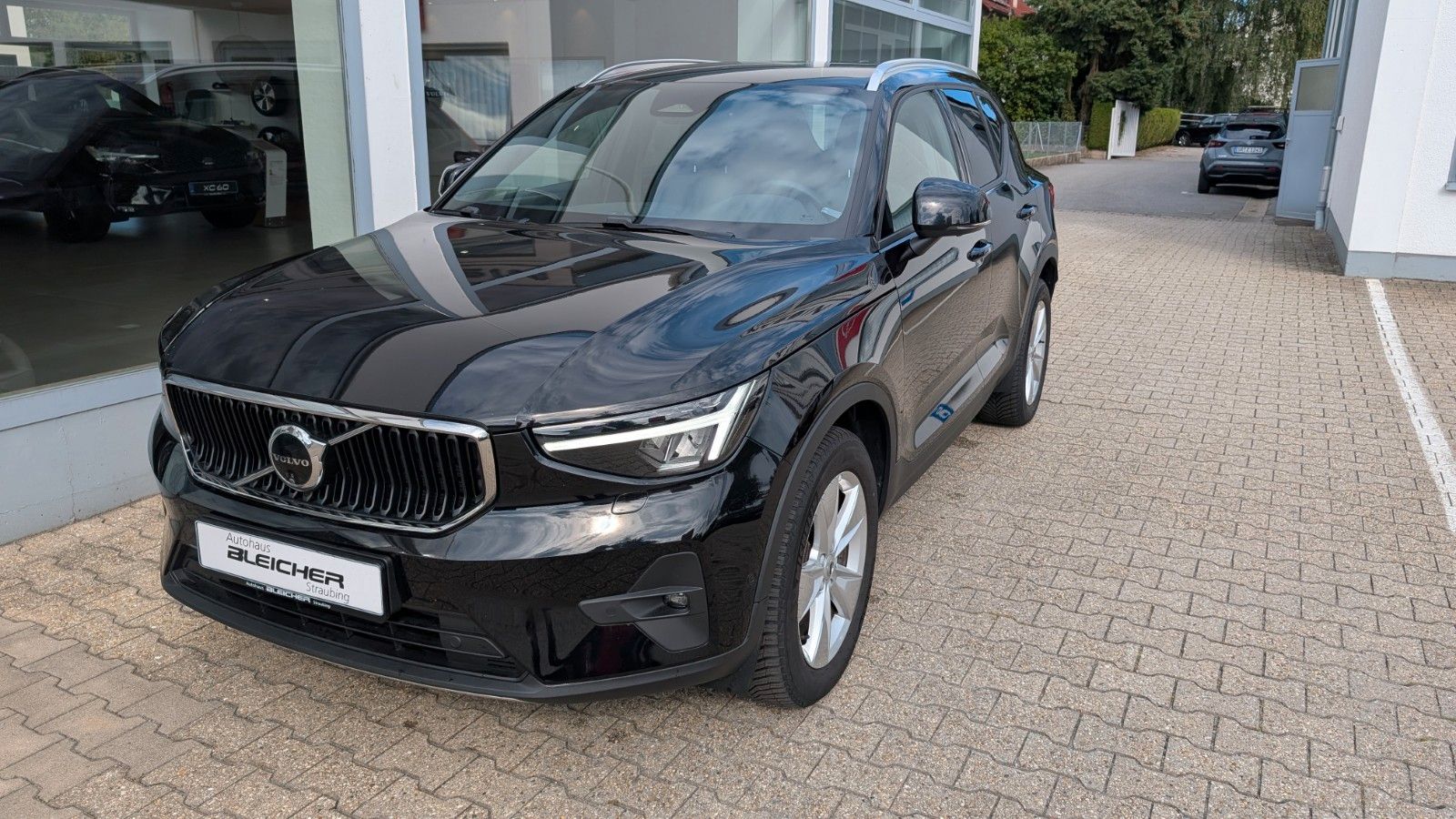 Fahrzeugabbildung Volvo XC 40 B4/Standheizung/Winterpaket