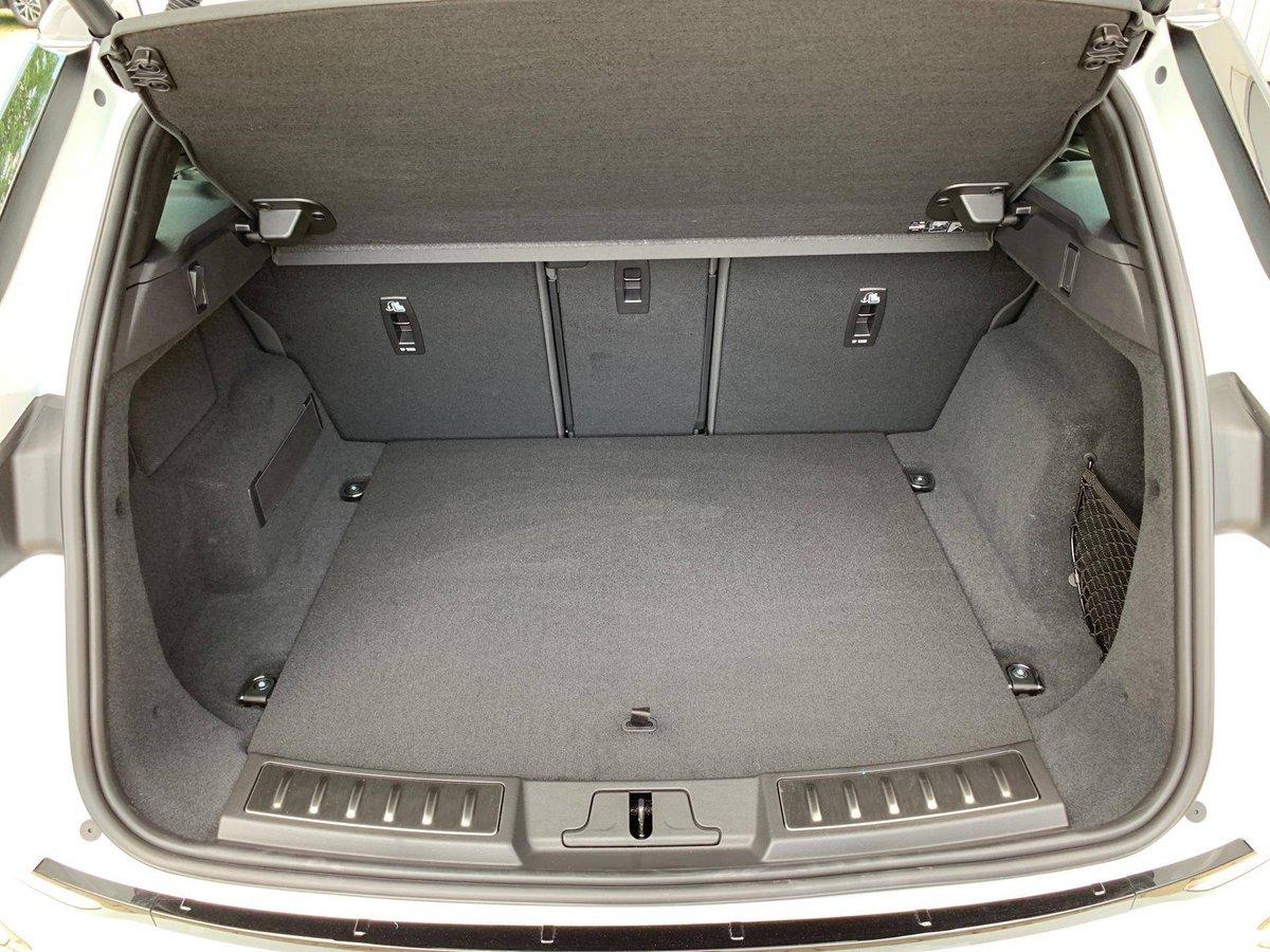 Land Rover Range Rover Evoque P200 R-DYNAMIC SE 20"LMF+SHZG