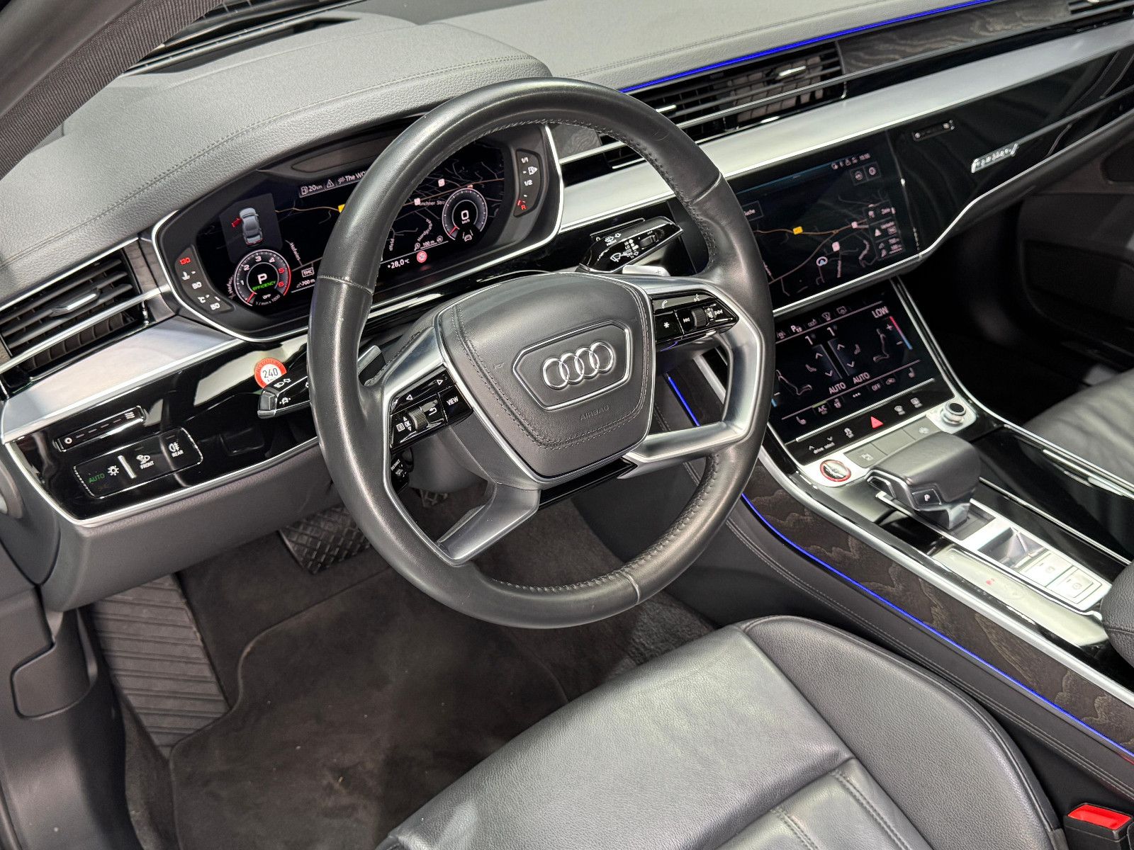 Fahrzeugabbildung Audi A8 50 TDI quattro|B&O|HUD|PANO|MATRIX