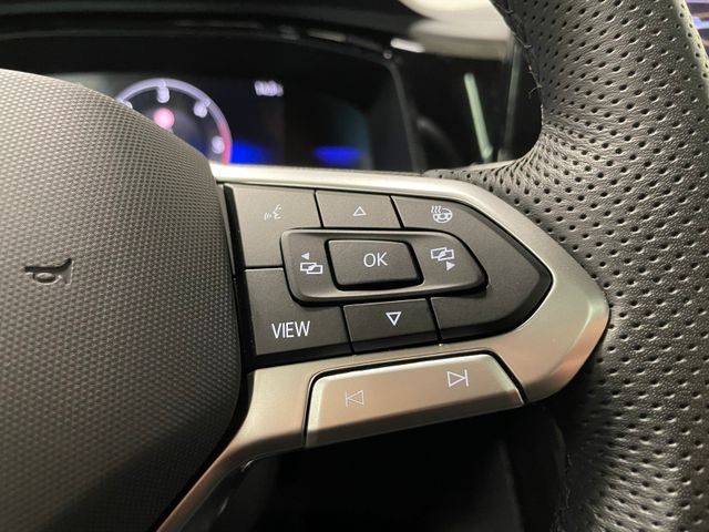 T-Roc R-Line 2.0 TDI DSG STANDHZG PANO LED