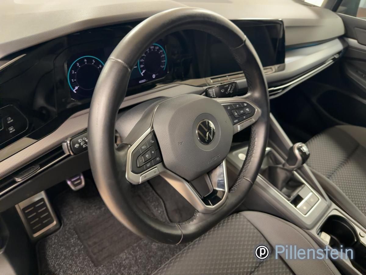 Volkswagen Golf - Bild 9