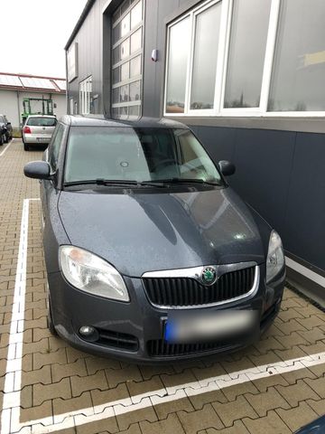 Skoda Fabia mit Motorschaden