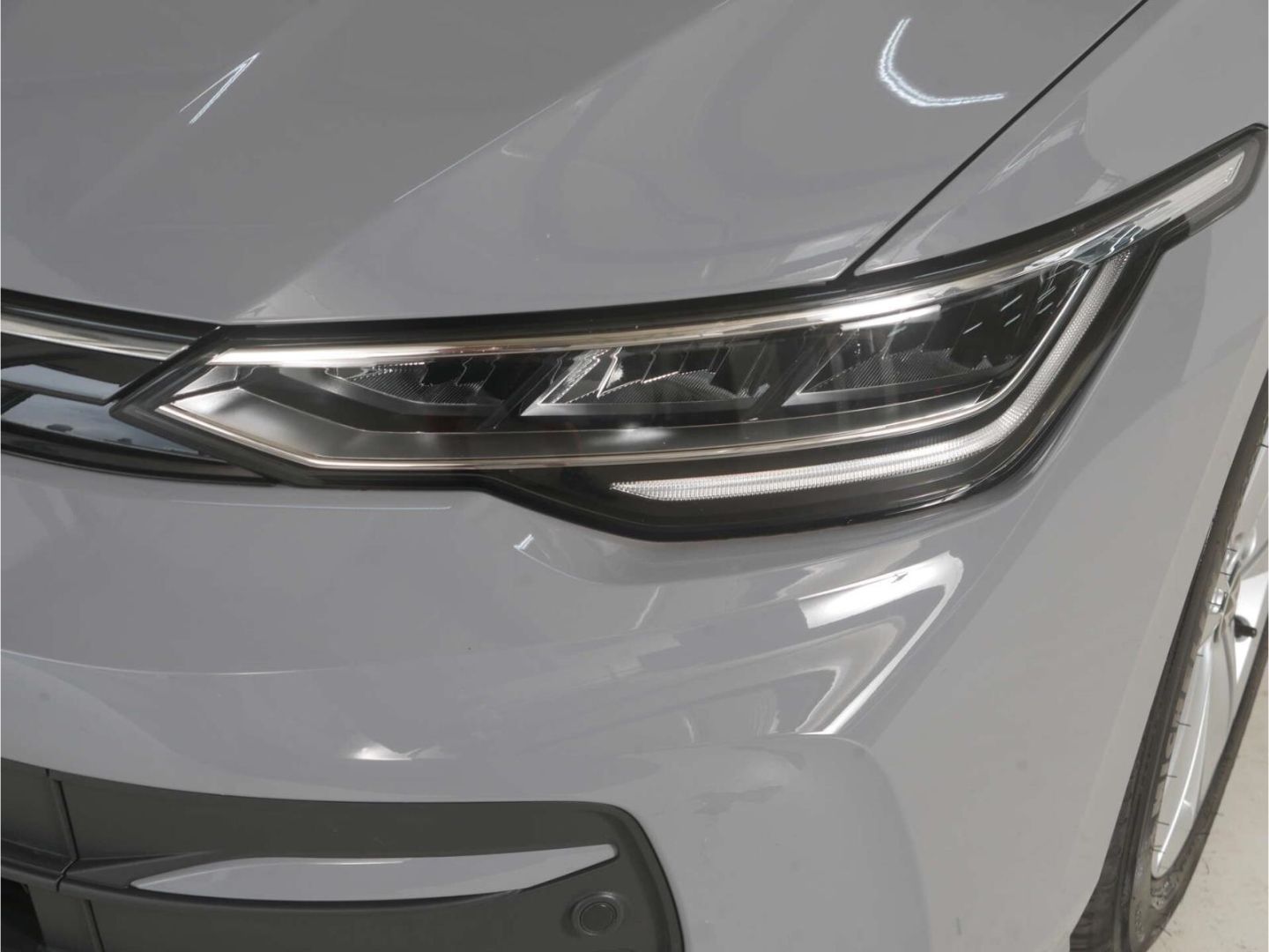 Volkswagen Golf Variant 1.5 eTSI DSG App-Connect SH Climatr foto 5
