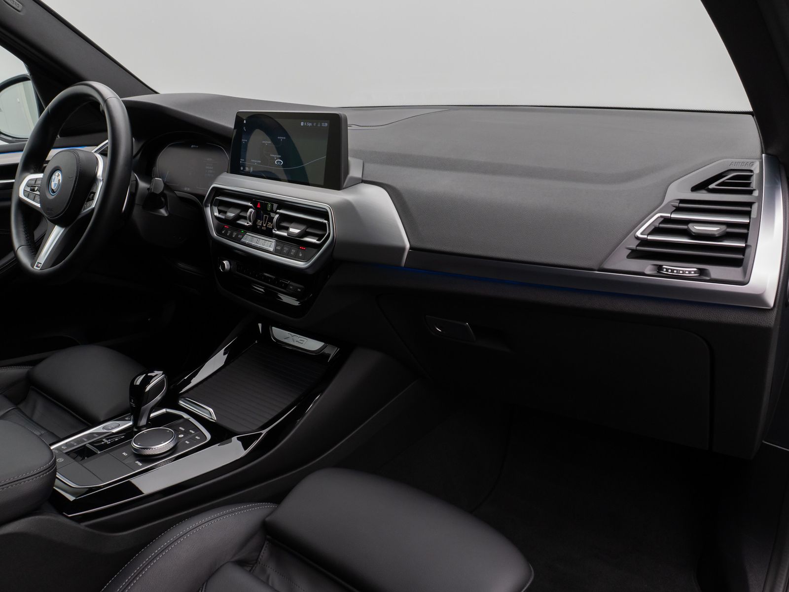 Fahrzeugabbildung BMW X3 xD30e M Sport 360° DAB HiFi AHK Leder 19Zoll