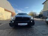 BMW X5 xDrive 40 d  M -Paket-Sport PANO NAVI  7 SITZ - BMW: M Paket