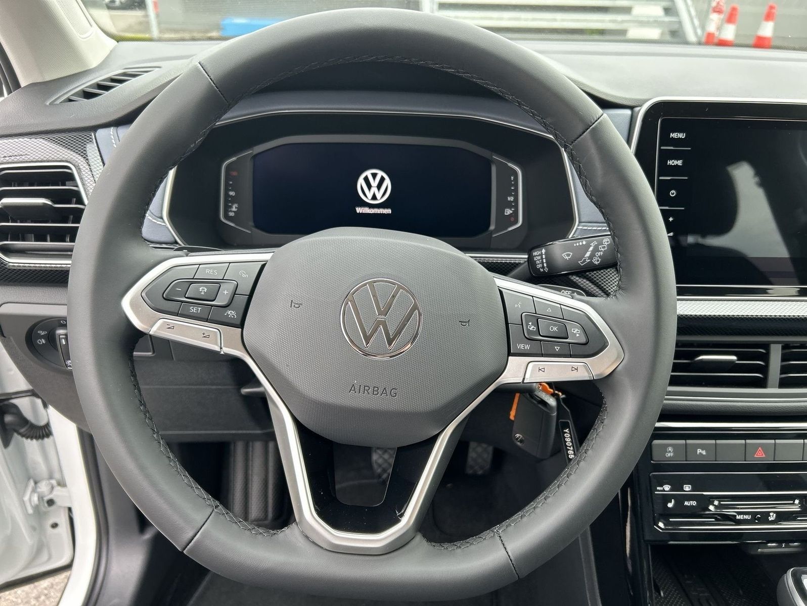 Volkswagen T-Cross - Bild 9