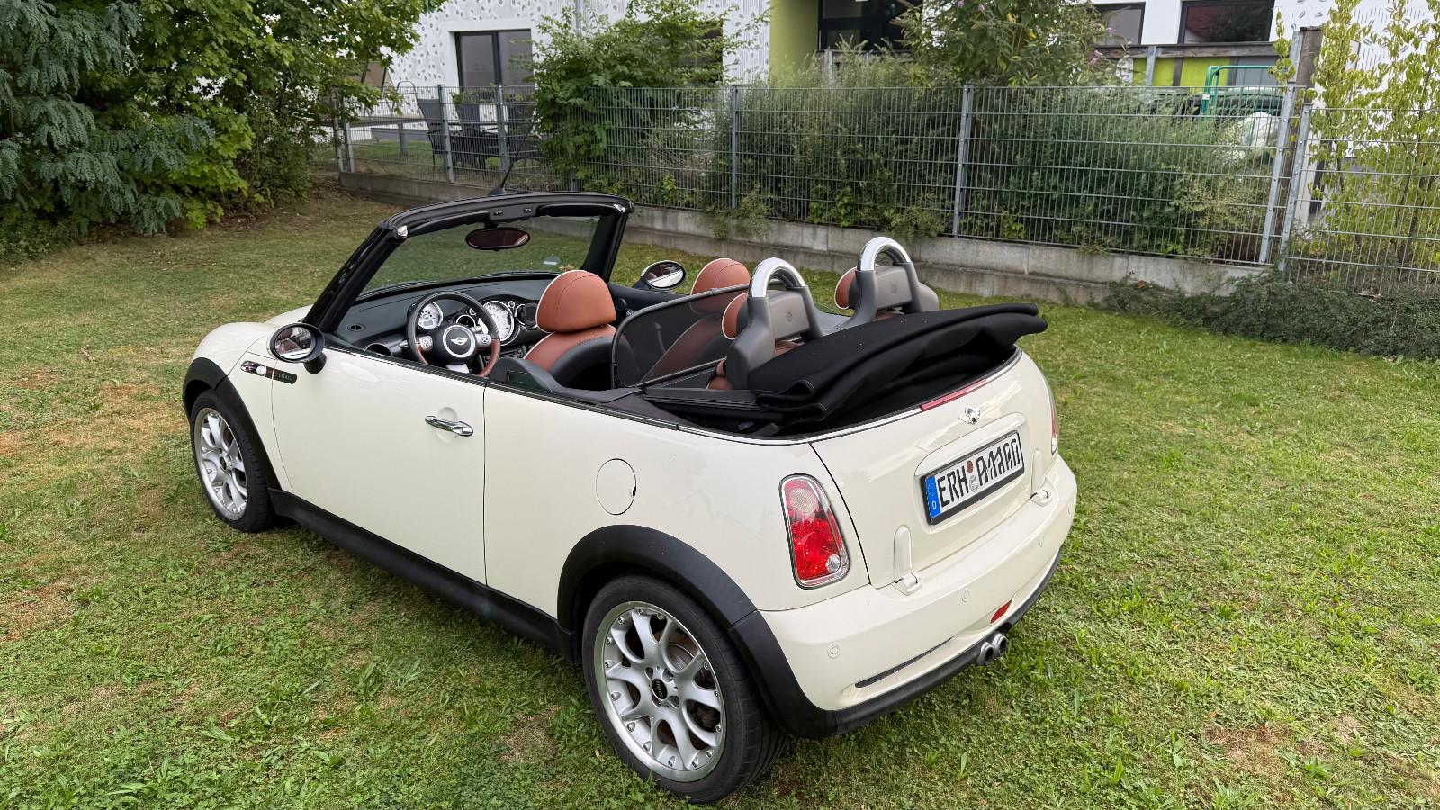MINI COOPER S CABRIO Sondermodell Sidewalk