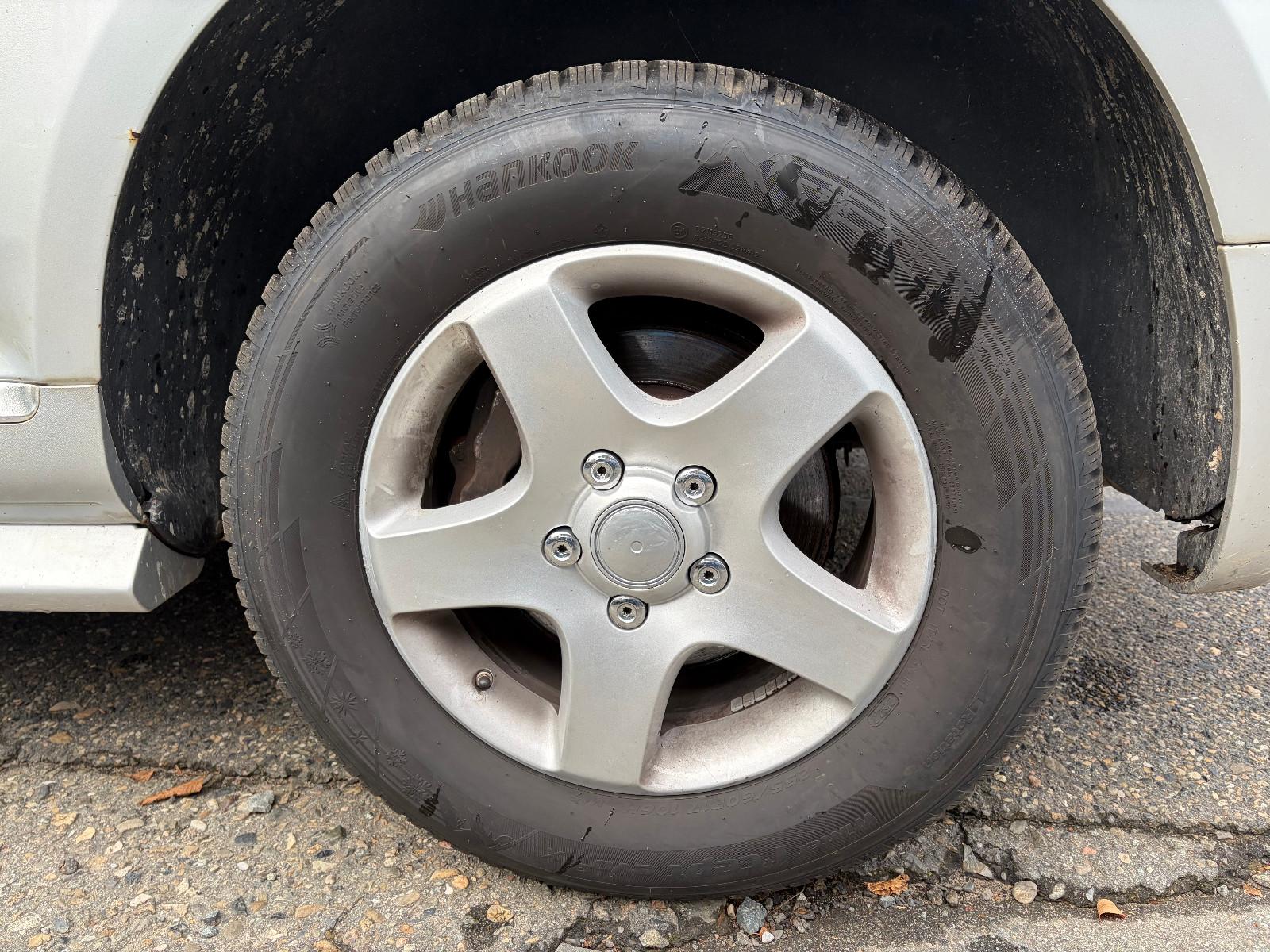 Volkswagen Touareg 2005 — photo 19