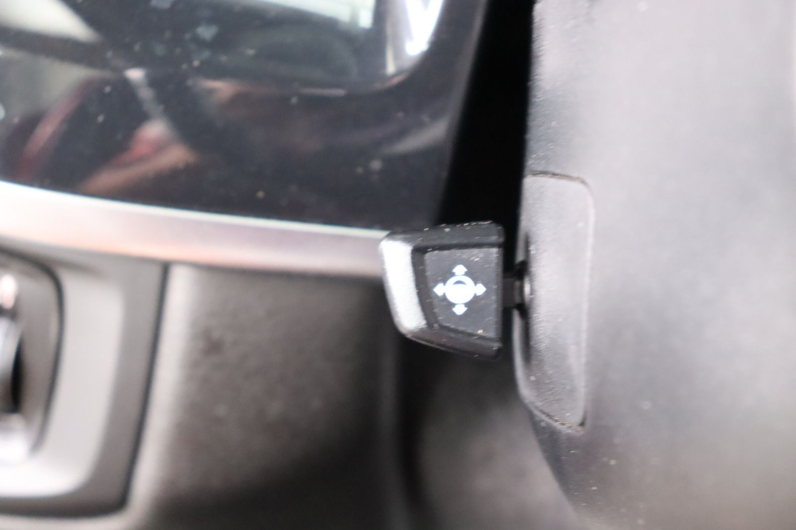 Fahrzeugabbildung BMW X6 M * HUD * LEDER * 360° Kamera