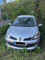 Renault Clio III 1.6 120ps Halbautomatik  - Renault Clio mit Halbautomatikschaltung