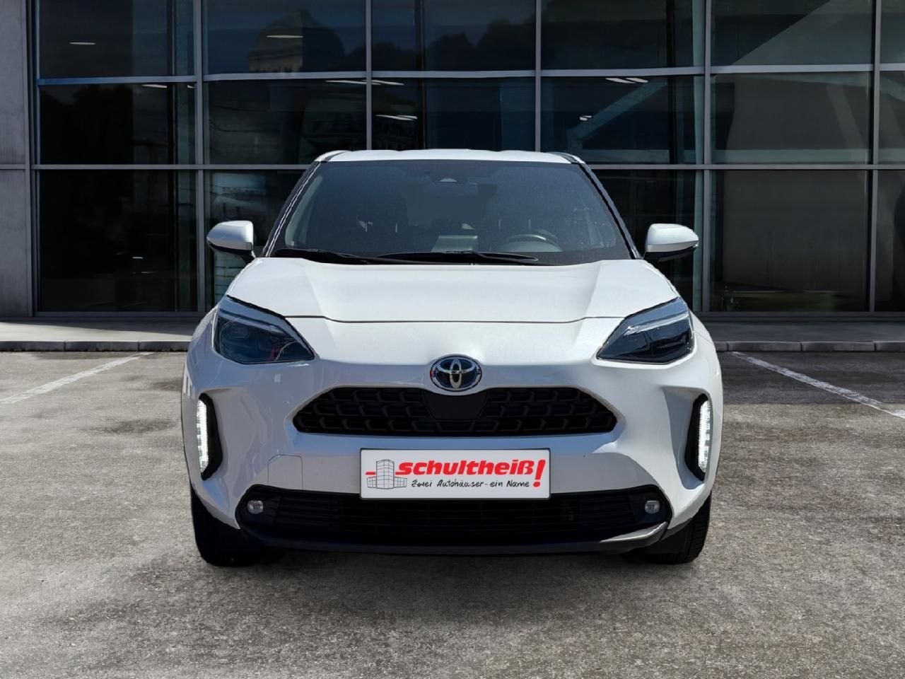 Fahrzeugabbildung Toyota Yaris Cross Hybrid FWD Team Deutschland