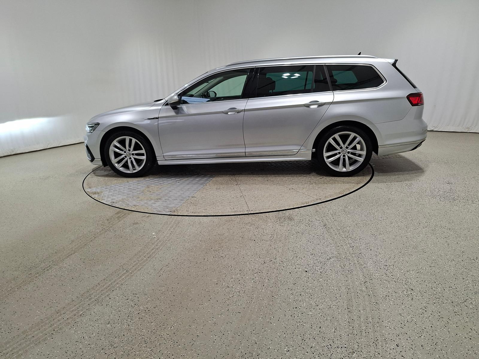 Volkswagen Passat 1.5 TSI DSG R-line ACC LED Pano L, миниатюра 20