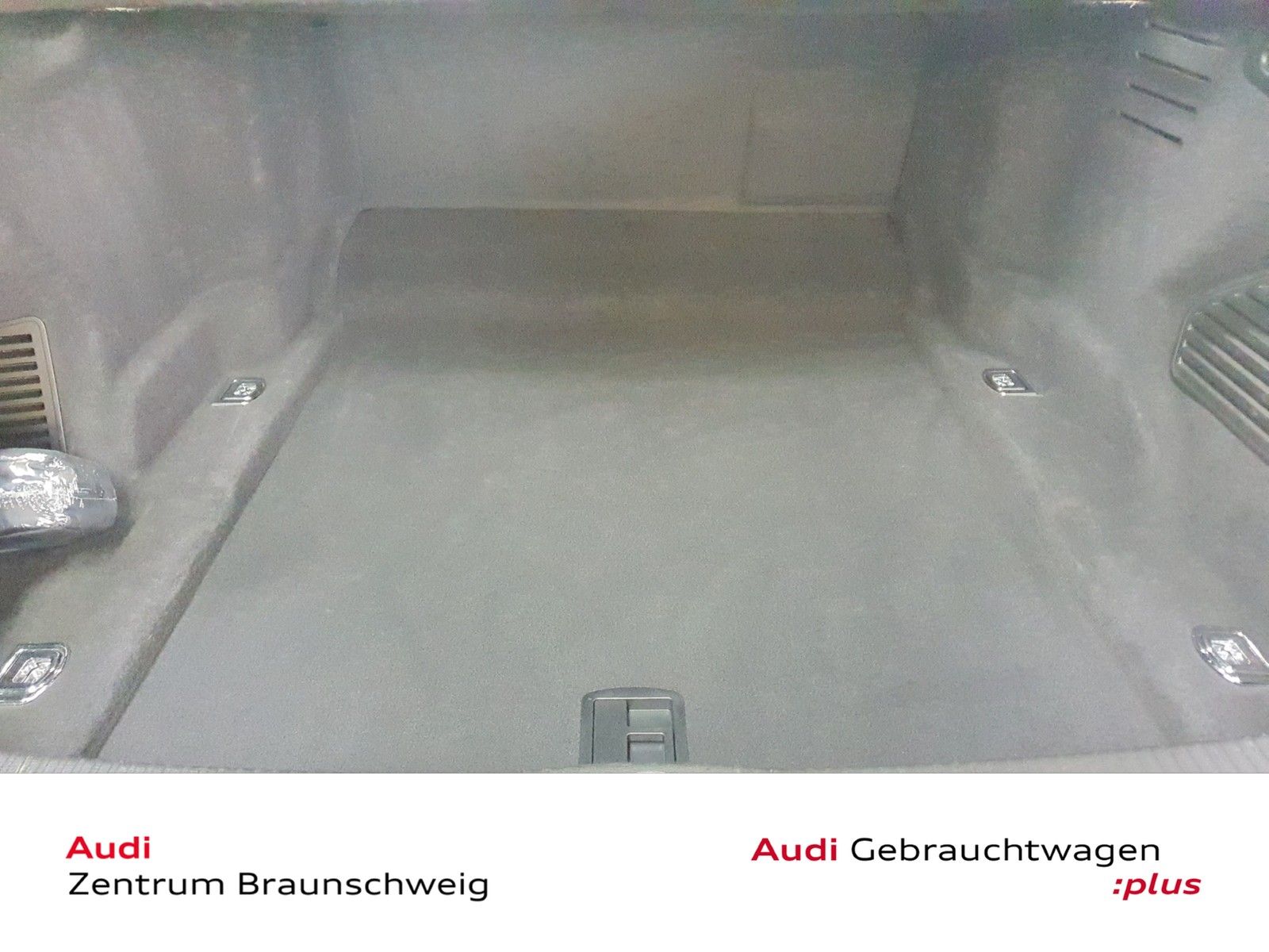 Audi A8 - Bild 16