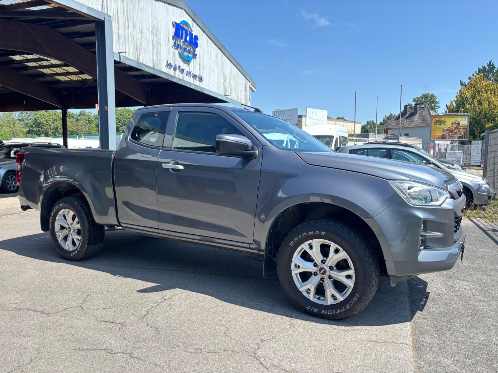 Isuzu D-Max Space Cab 4WD/ L/16800Km/Automatik
