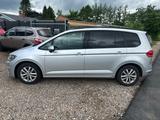 Volkswagen Touran 2.0 TDI Aut. Highline BMT/Start-Stopp - Volkswagen Touran mit Diesel-Antrieb: Geländewagen, Automatik