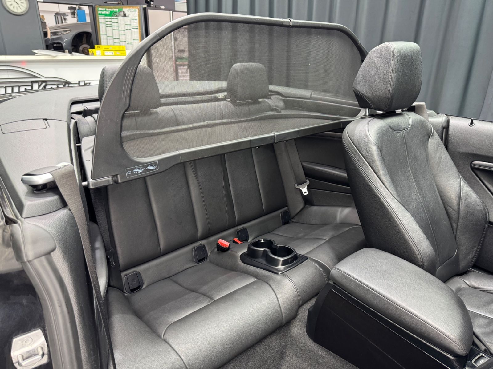 Fahrzeugabbildung BMW 220d Cabrio M Sport|LEDER|NAVI|AUTOMATIK|AHK|